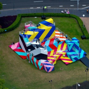悉尼艺术节的色彩迷宫