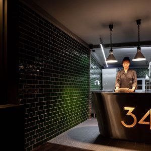 Restaurant 34：葡萄牙一间自然古朴新结构主义餐厅